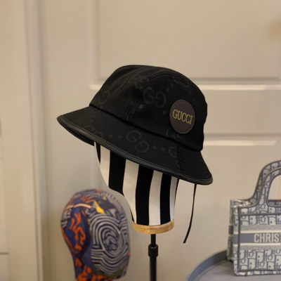 G*u*i cap-125