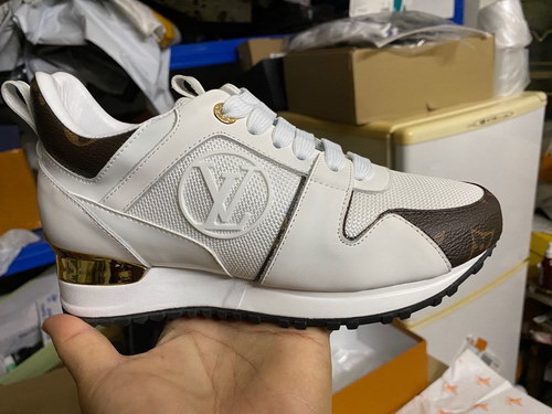 LV Shoes AAA(Women)-085