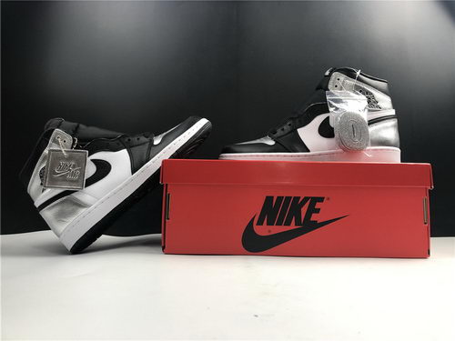 Air Jordan 1 High OG “Silver Toe”
