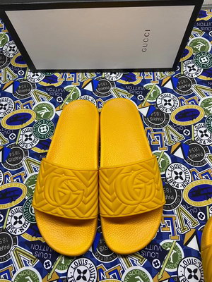 G*u*i slippers(aaa)-408