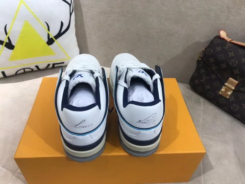 LV Shoes(AAAA)-708