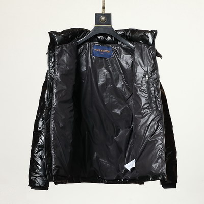 LV Coat-001