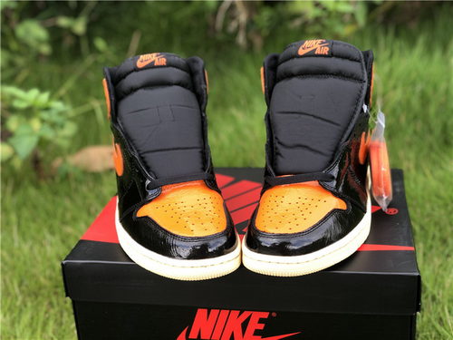 Air Jordan 1 Retro High OG “Shattered Backboard 3.0”
