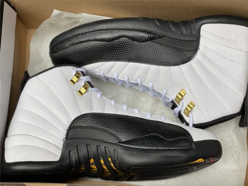 Air Jordan 12 playoffs