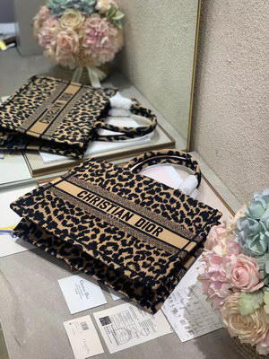 D*or handbags aaaa(women)-090