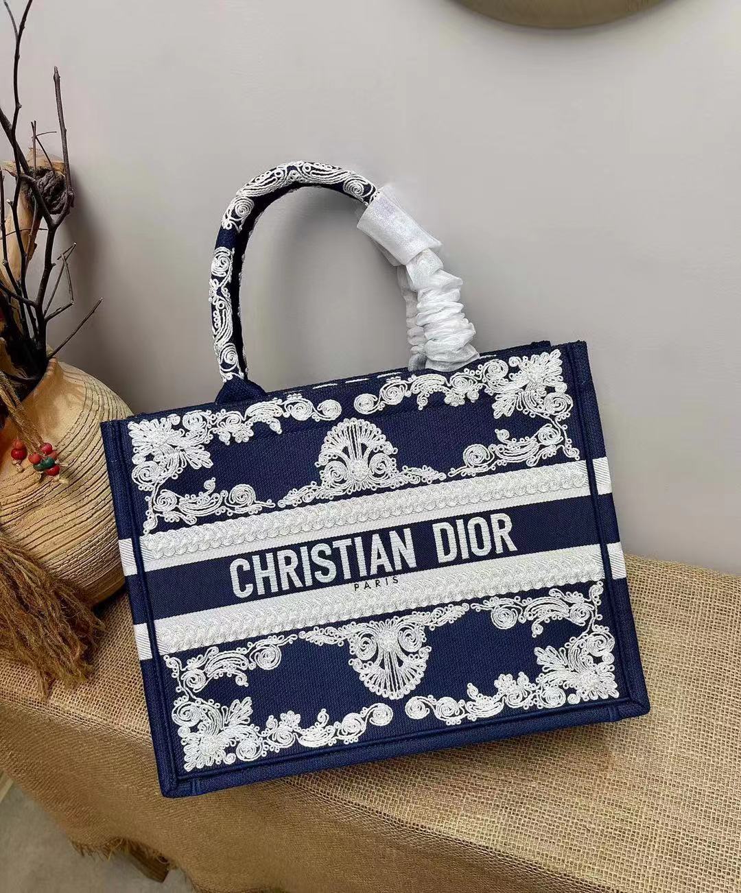 D*or handbags aaaa(women)-073