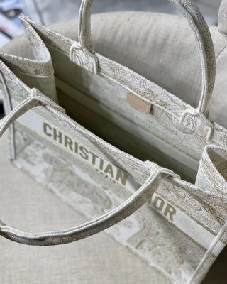 D*or handbags aaaa(women)-079