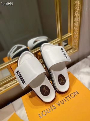 LV Slippers(AAA)-064
