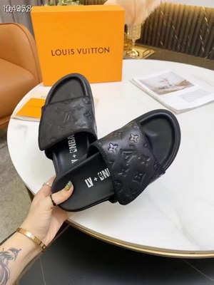 LV Slippers(AAA)-061