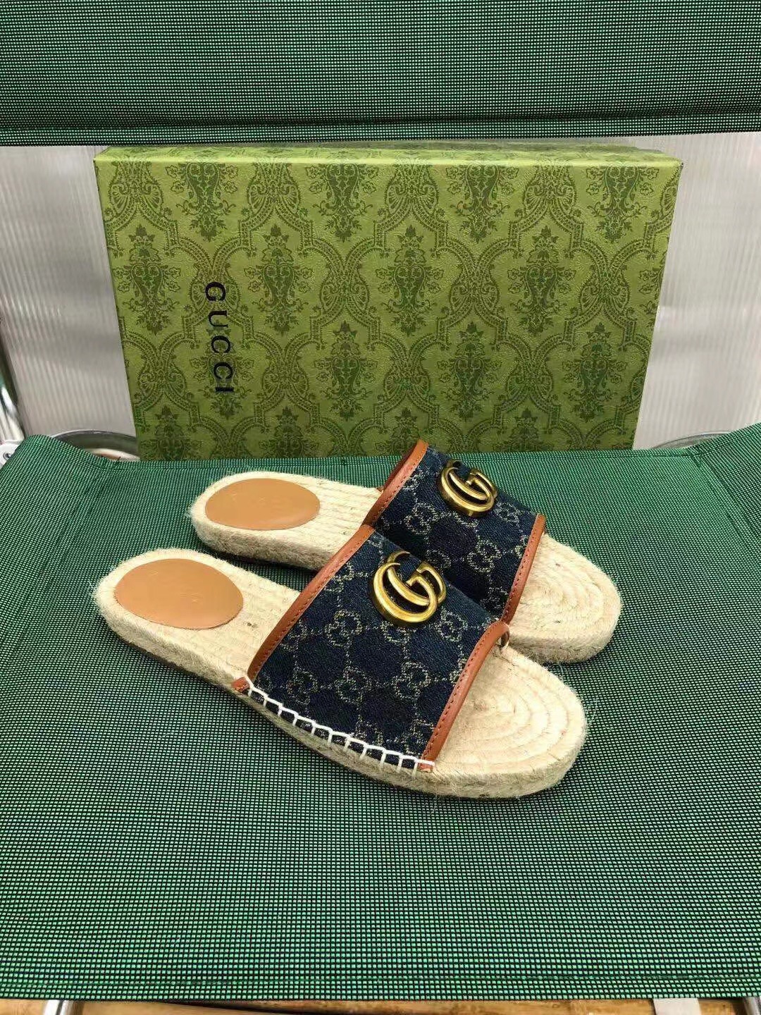 G*u*i slippers women(aaa)-103