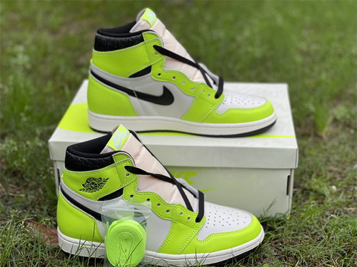 Air Jordan 1 High OG “Volt”
