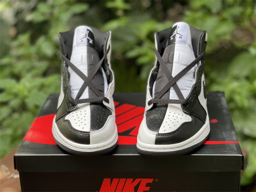 Air Jordan 1  High OG“Invert”