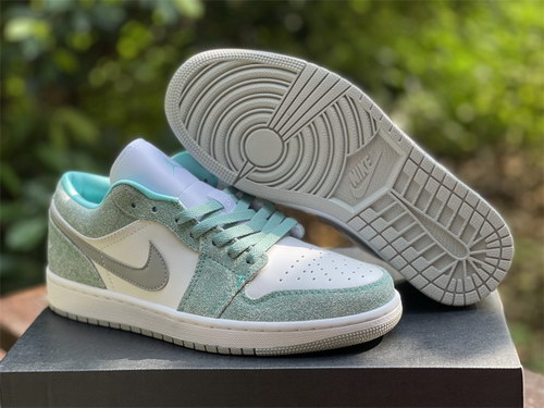 Air Jordan 1 Low-027