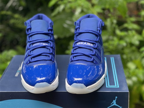 Air Jordan 11 Retro “Midnight Navy”