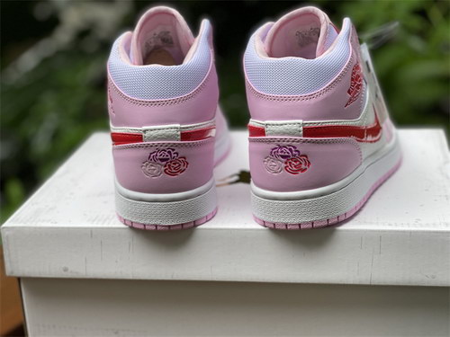 Air Jordan 1 Mid-065