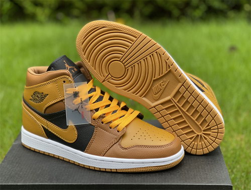 AIR JORDAN 1 MID-057