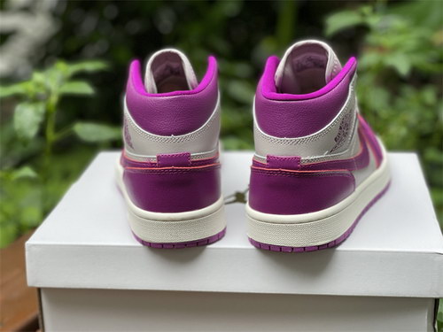 Air Jordan 1 Mid-062