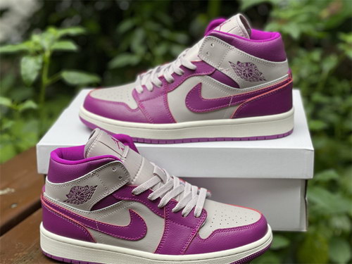 Air Jordan 1 Mid-062