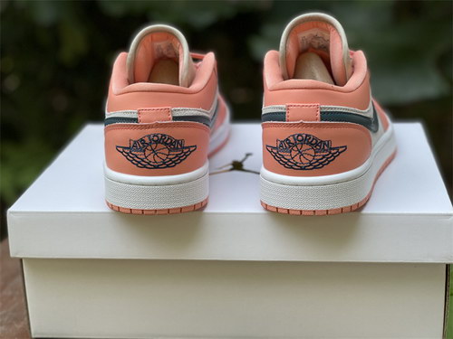 Air Jordan 1 Low-015