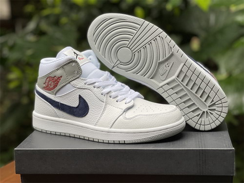 Air Jordan 1 Mid “Paris”