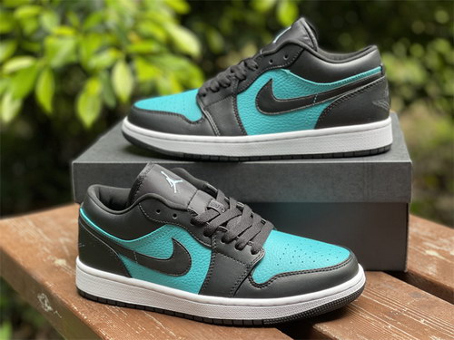Air Jordan 1 Low-010