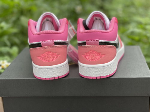Air Jordan 1 Low-009