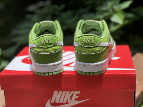 Nike Dunk Low “Kermit”