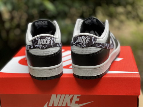 Nike Dunk Low “Black”