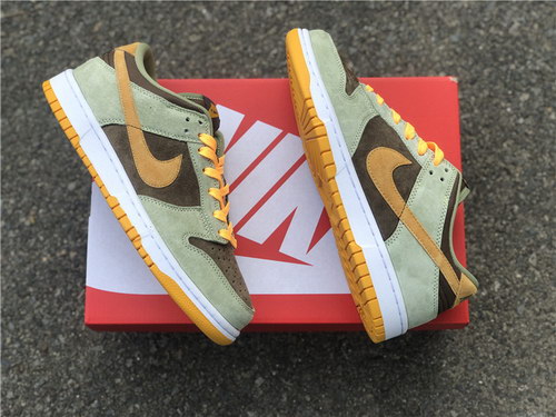 Dunk Low Dusty Olive
