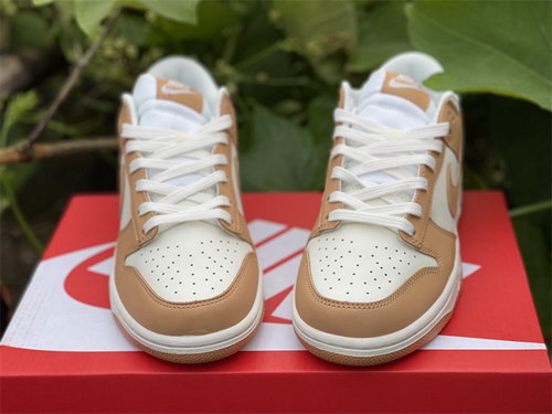 Nike Dunk Low WMNS “Harvest Moon”