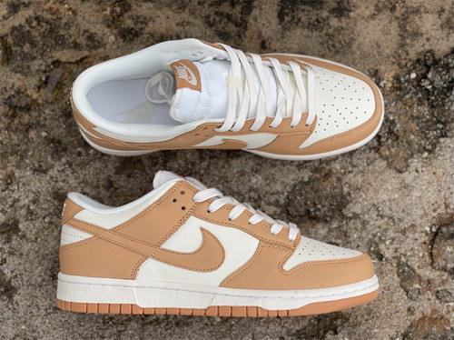 Nike Dunk Low WMNS “Harvest Moon”