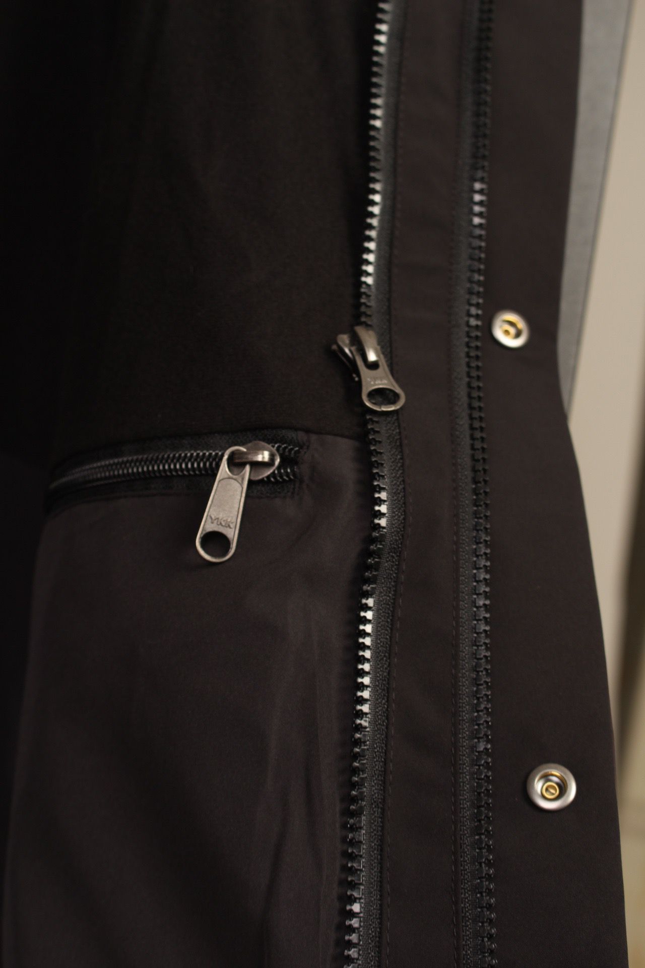the n0*h F**e coat-015