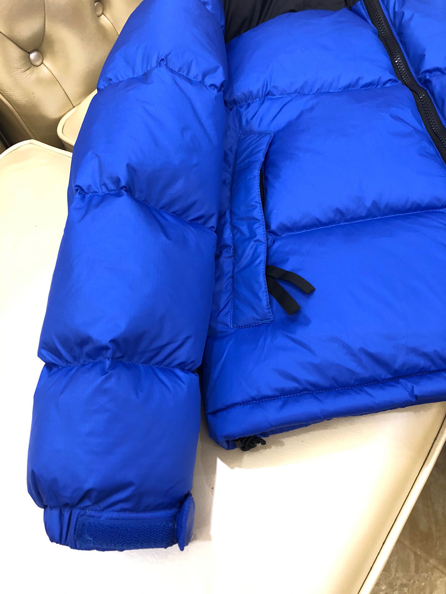 the n0*h F**e coat-038