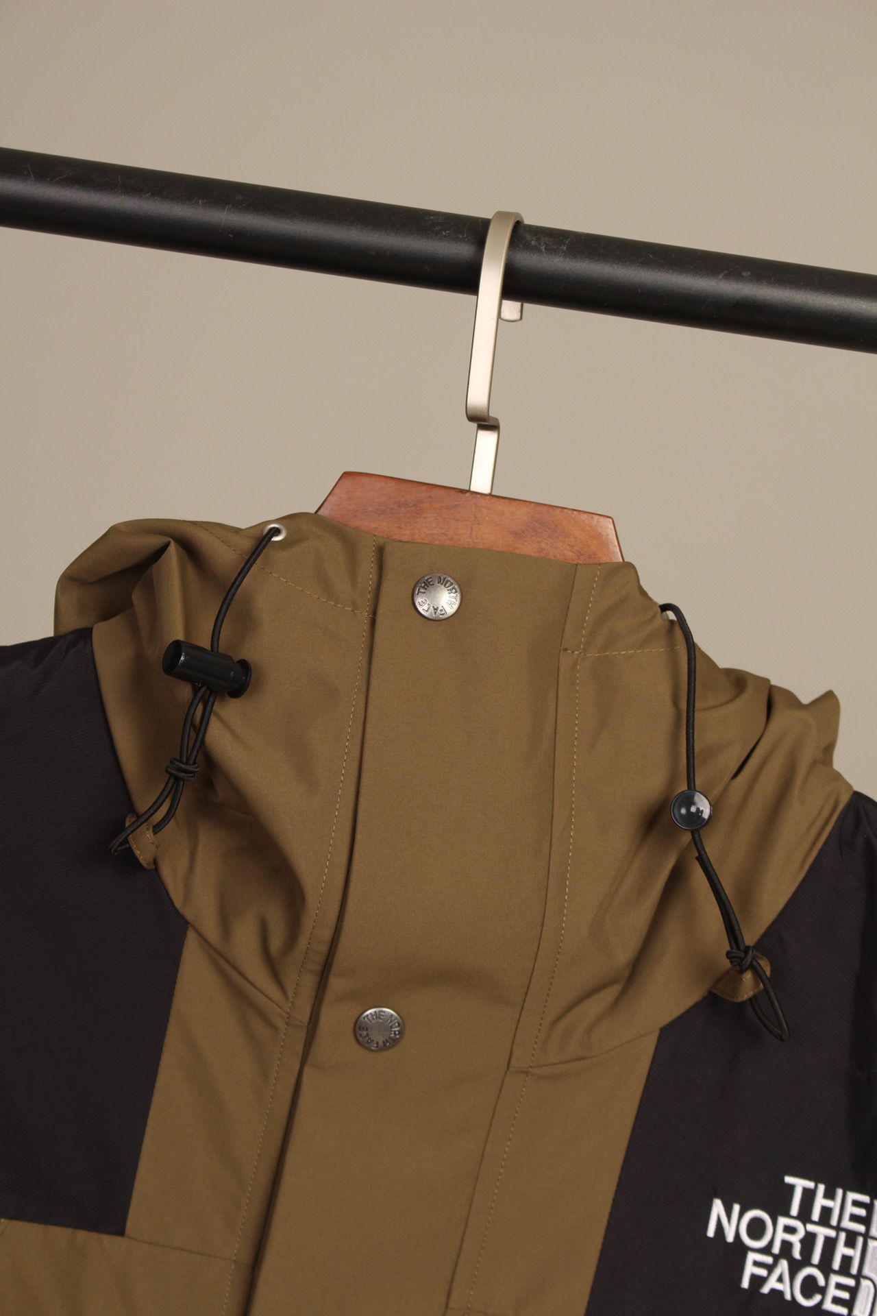 the n0*h F**e coat-016