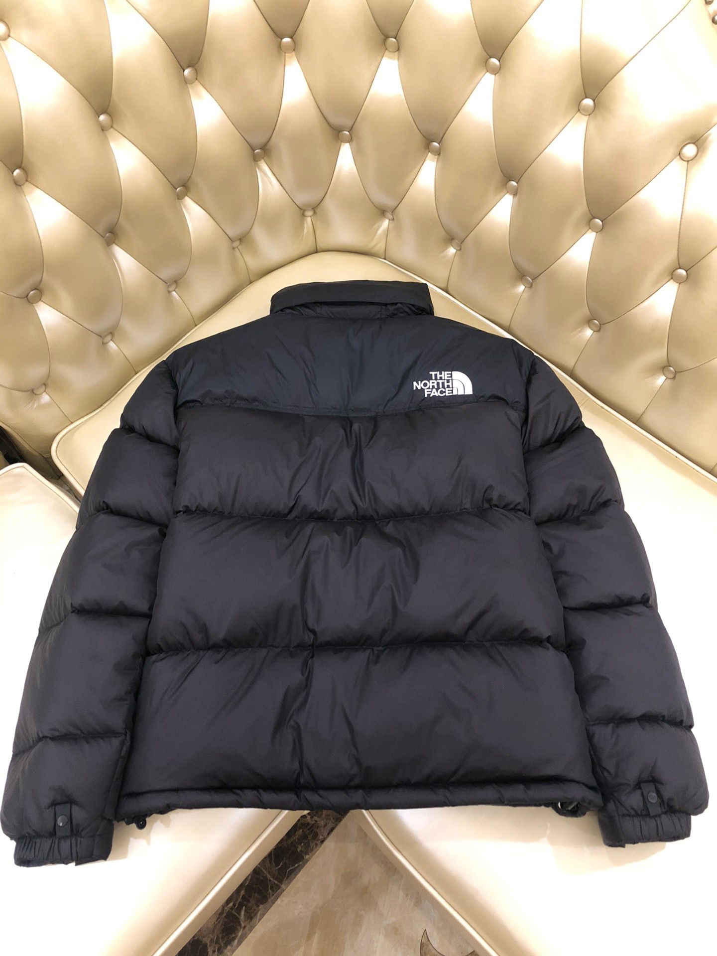 the n0*h F**e coat-032