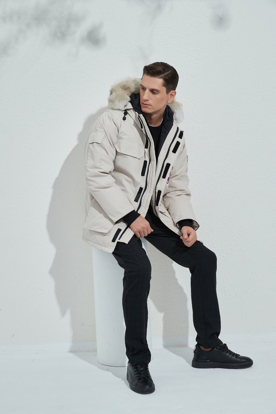 Can*a Go*e coat-203