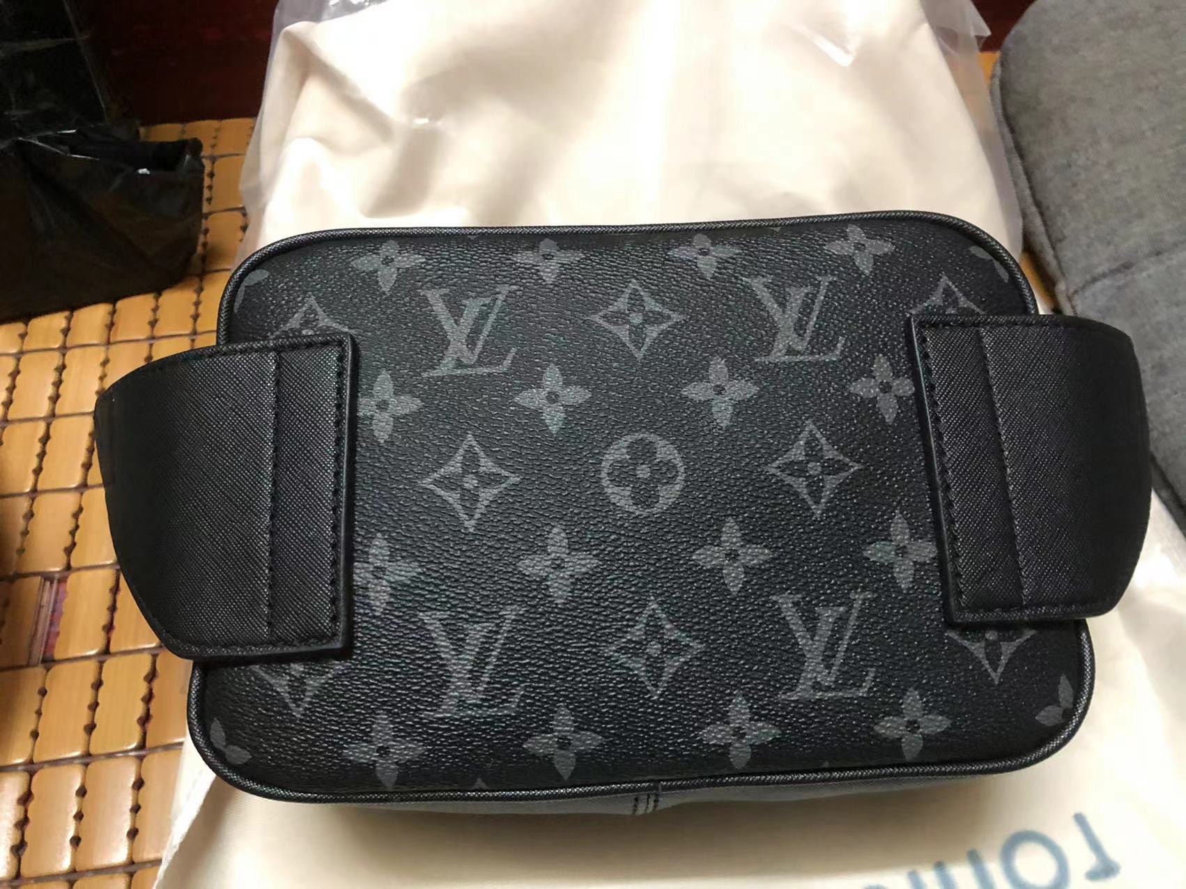 LV Handbags AAA(Men)-071