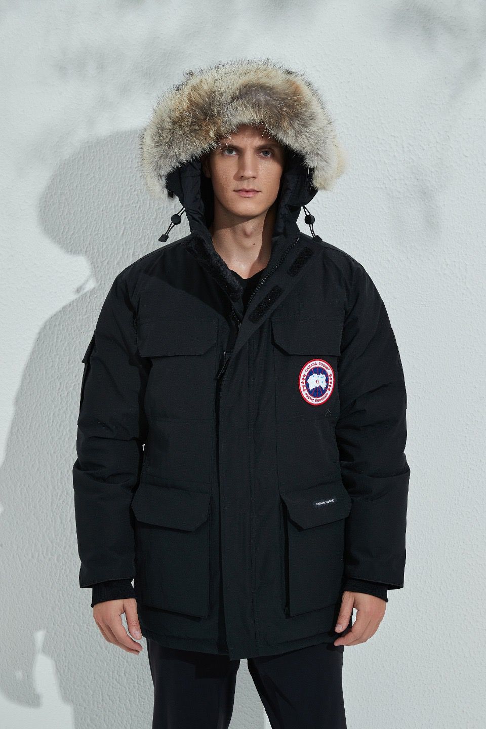 Can*a Go*e coat-204