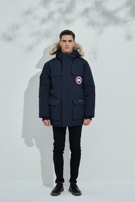 Can*a Go*e coat-205