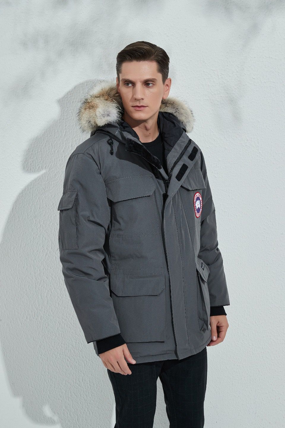 Can*a Go*e coat-193