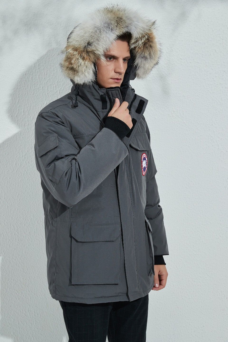 Can*a Go*e coat-193