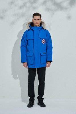 Can*a Go*e coat-201
