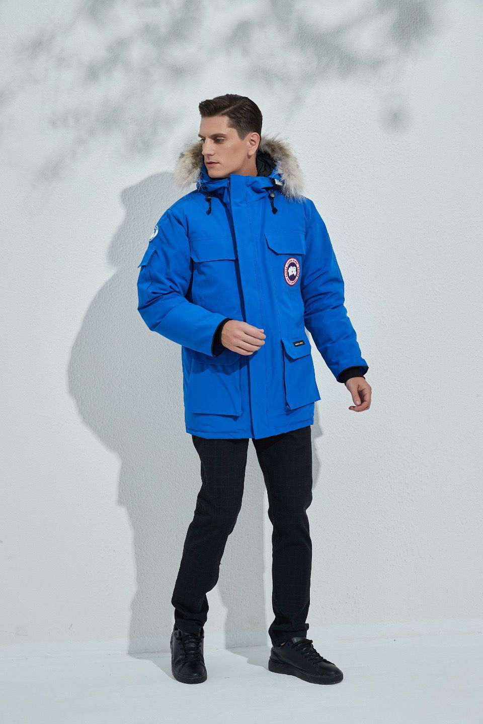 Can*a Go*e coat-201