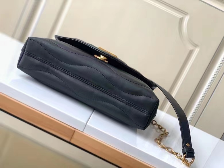 LV Handbags AAAA(Women)-151