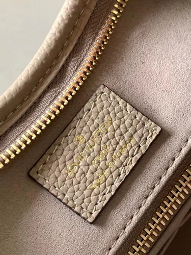 LV Handbags AAAA(Women)-165