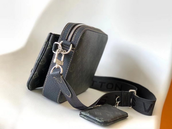 LV Handbags AAA(Men)-090