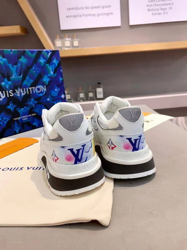 LV Shoes AAA(Women)-095