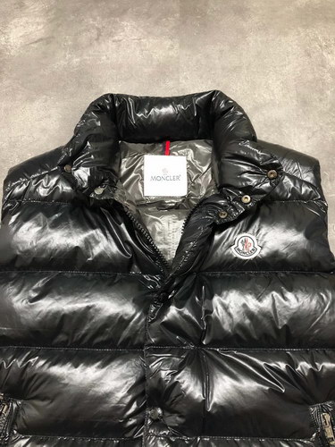 Moncler Vest Coat-023