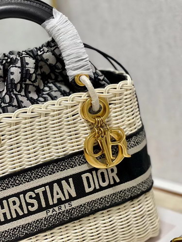 D*or handbags aaaa(women)-101