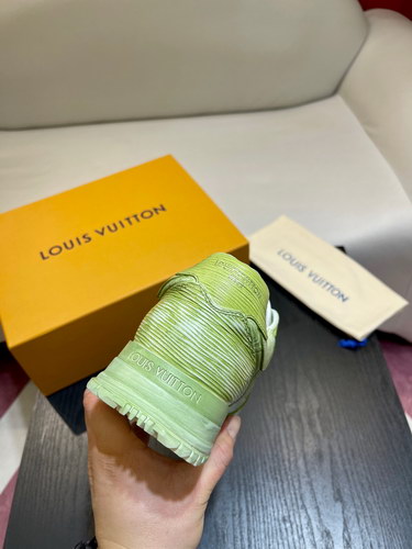 LV Shoes(AAA)-807